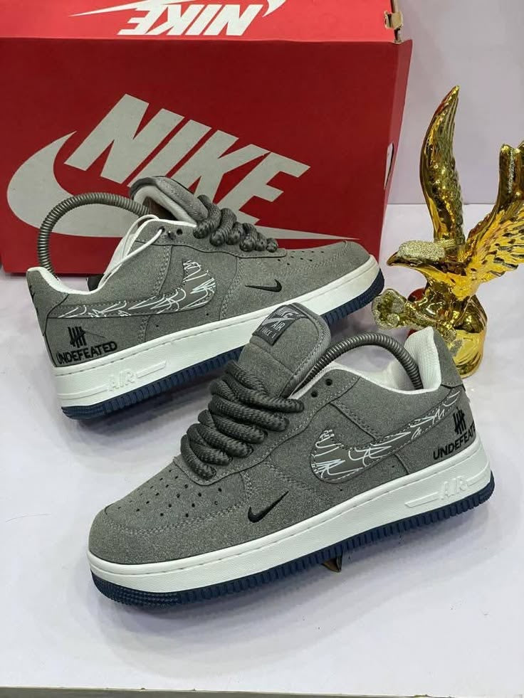 Air Force 1 x Undefeated Wolf grey