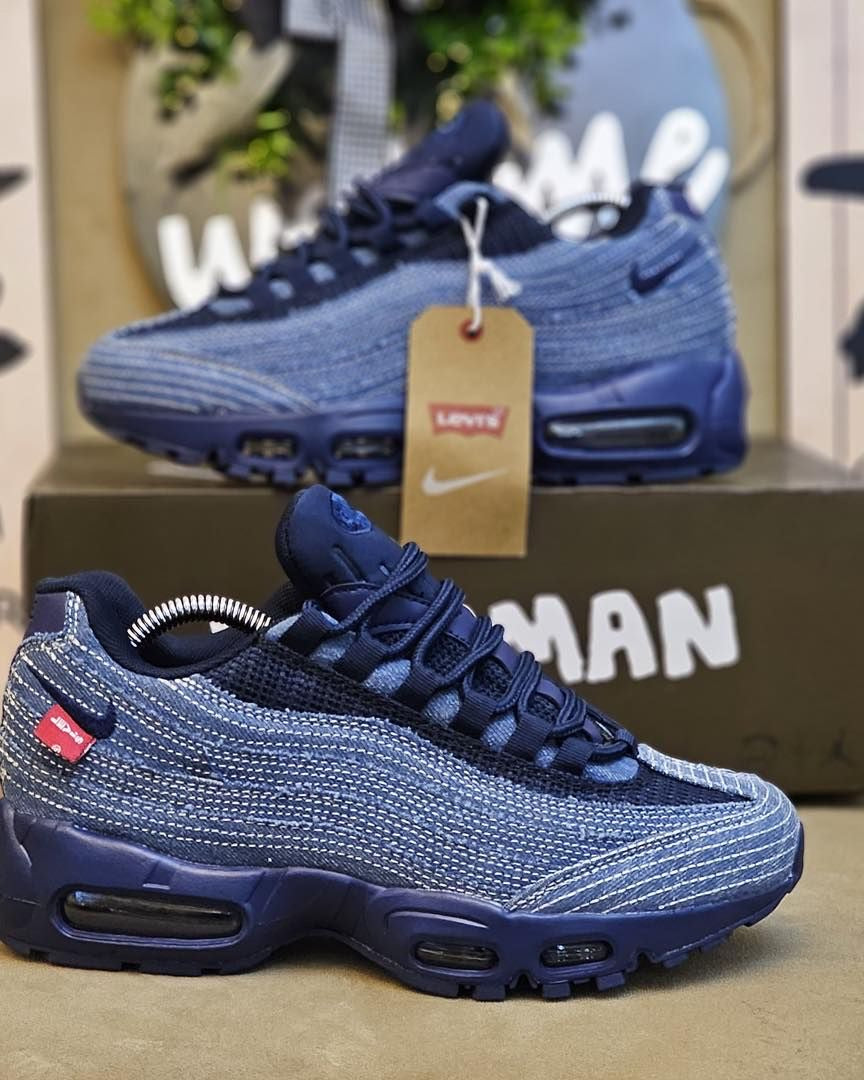Airmax 95’s X Levi’s