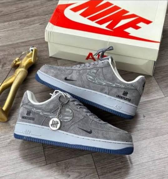 Air Force 1 x Undefeated Wolf grey