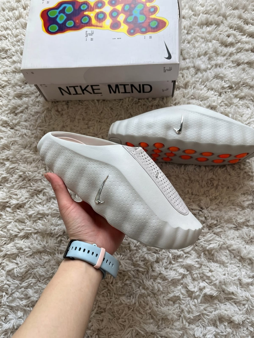 Nike Mind 001