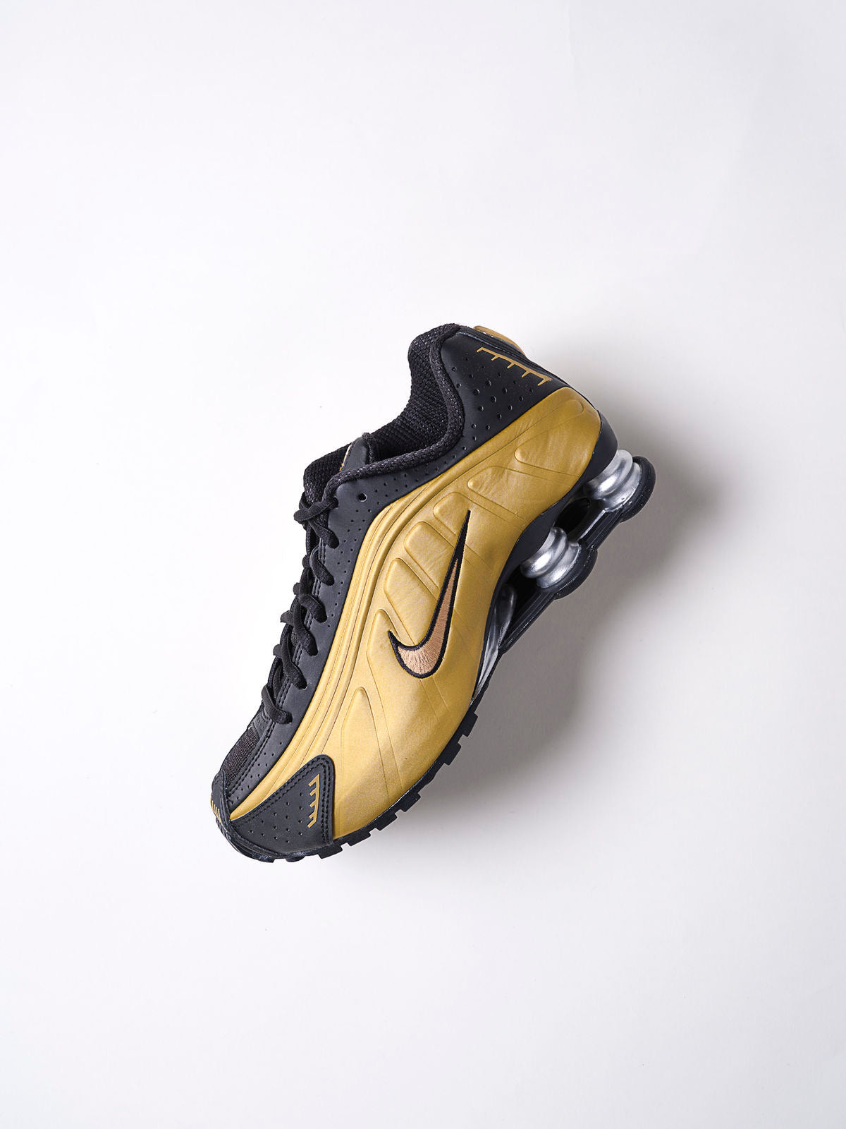 Nike Shox R4