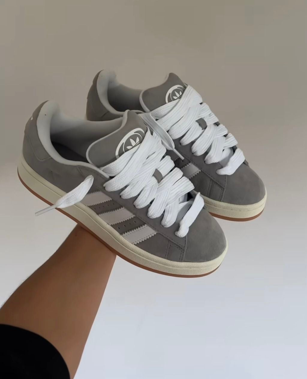 Adidas campus
