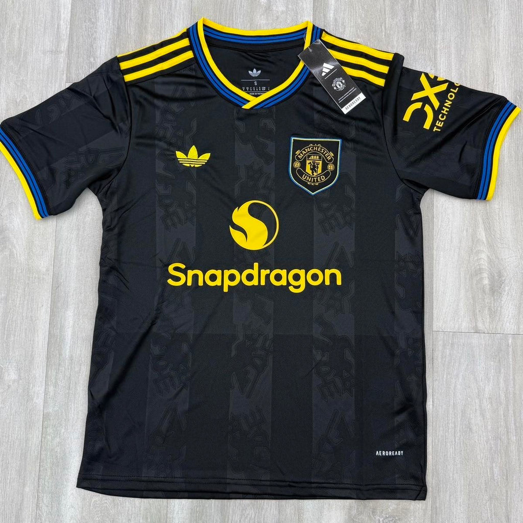 Manchester United 25/26 kit