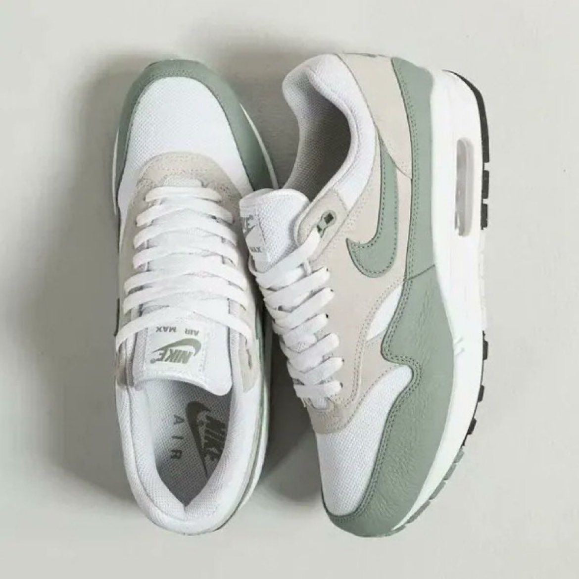 Nike air Max 1 (multiple colours)