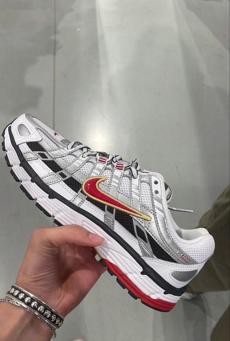 Nike P6000 Metallic