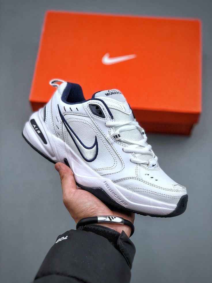 Nike Air Monarch IV